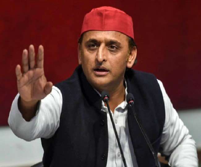 सपा के राष्ट्रीय अध्यक्ष अखिलेश यादव पर इस आपत्तिजनक पोस्ट से बवाल, जानें क्या है पूरा मामला