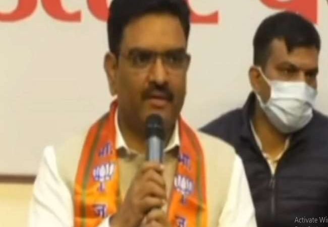 वीआरएस लेकर भाजपा में शामिल हुए पूर्व आइपीएस अधिकारी असीम अरुण, बोले- यहां भी बेहतर करने का प्रयास