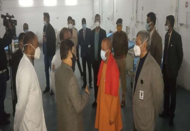 केजीएमयू में सीएम योगी ने कहा- कोरोना से भागें और घबराएं नहीं, तीसरी लहर से भी करेंगे डटकर सामना