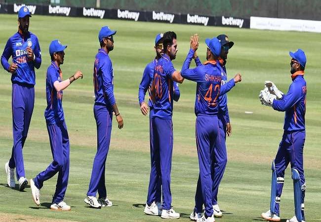 केएल राहुल के नाम दर्ज हुआ शर्मनाक रिकार्ड, पहले तीन वनडे मैच हारने वाले पहले भारतीय कप्तान बने