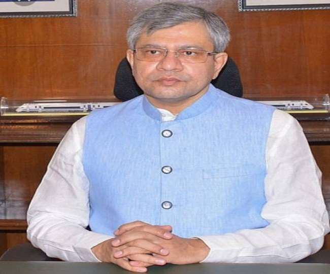 भर्ती प्रक्रिया पर उठे सवालों को हल करने के लिए रेल मंत्री ने संभाला मोर्चा, समाधान के लिए विशेष कमेटी का गठन, दूसरे चरण की परीक्षाएं स्थगित