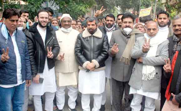 चौथे दिन 25 प्रत्याशियों ने दाखिल किए अपने-अपने नामांकन पत्र दाखिल