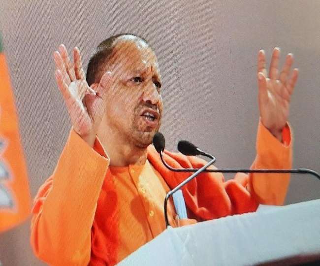 UP Election 2022: नाराज वोटरों को खुशियों की ‘डोज’ दे गए योगी आदित्यनाथ, जानिए क्यों अहम है सीएम का यह दौरा