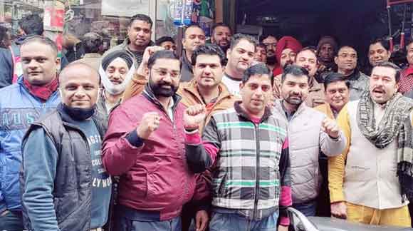 टाटा व रिलायंस के प्रवेश का पुरजोर विरोध करेंगे दवा व्यापारी