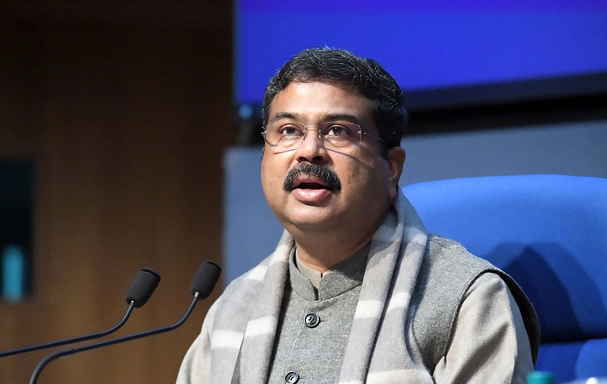 अखिलेश के मुफ्त बिजली के वादे पर बोले धर्मेंद्र प्रधान, लाल टोपी वालों को इस बार भी लगेगा झटका