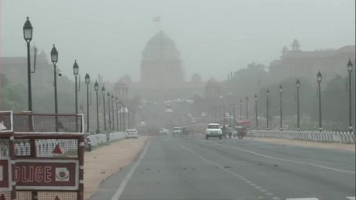 दिल्ली में एक बार फिर बढ़ सकती है ठंड, 21 और 22 को बारिश के आसार
