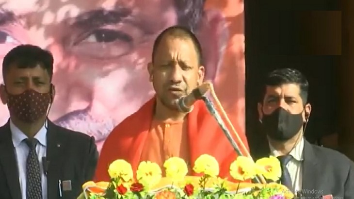 सीएम योगी बोले- राम भक्तों के खून से सनी है इनकी टोपी, SP का मलतब…