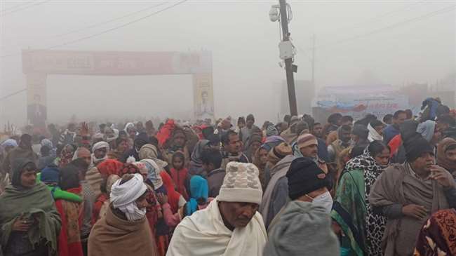 Mauni Amavasya 2022: मौनी अमावस्या पर प्रयागराज में जमकर लग रही पुण्य की डुबकी, ठंड पर आस्‍था भारी