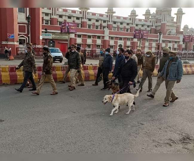 मुख्यमंत्री योगी आद‍ित्‍यनाथ और गोरखनाथ मंदिर को बम से उड़ाने की धमकी, लेडी डॉन ने क‍िया ट्वीट