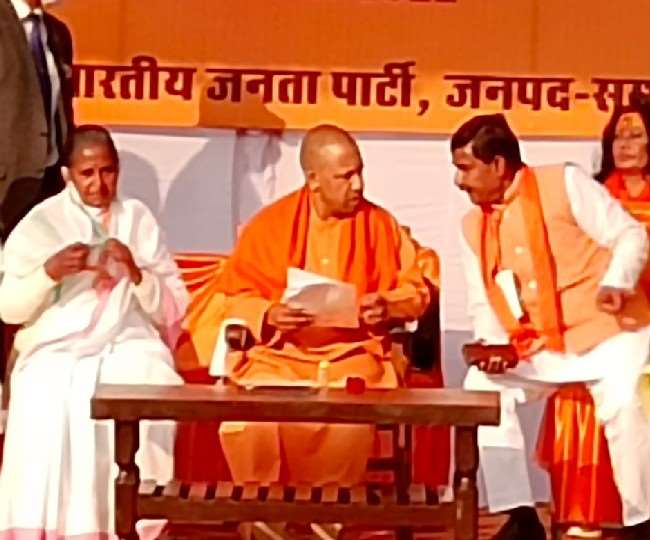 मुख्यमंत्री ने सपा सांसद शफीकुरर्हमान बर्क पर बोला हमला, कहा-तालिबानी मानसिकता वालों के लिए तैयार है बाबा का बुलडोजर