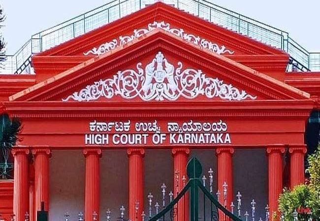 Hijab Row: कर्नाटक हाईकोर्ट में हिजाब विवाद पर शुरू हुई सुनवाई, HC ने मीडिया से की ये अपील