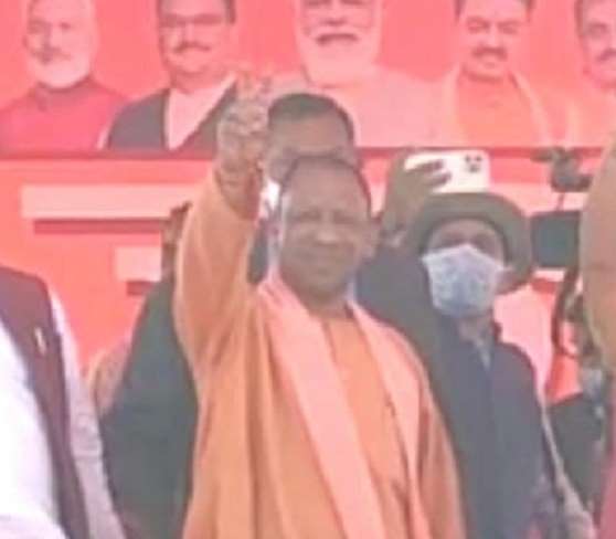 UP Election 2022: योगी आदित्यनाथ बोले- एक खानदान की बपौती बनकर रह गया था इटावा, अब नहीं दिखाई दे रहे चाचा-भतीजा