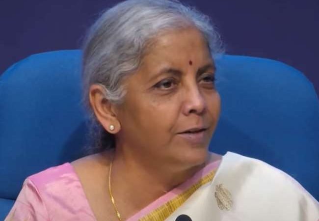 ABG Shipyard धोखाधड़ी पर निर्मला सीतारमण का बयान, कहा- बैंकों ने औसत से कम समय में पकड़ा फ्रॉड