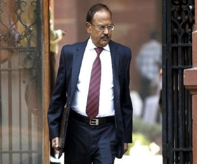 NSA Ajit Doval: एनएसए अजीत डोभाल के घर में संदिग्ध शख्स ने की घुसने की कोशिश, हिरासत में लिया गया