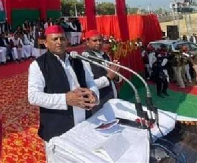 UP Election 2022: अखिलेश बोले- साथ लेकर निकला हूं लाल पोटली, गर्मी निकालने वालों की भाप निकाल देगा नौजवान