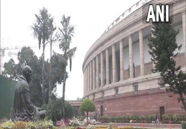 Ukraine-Russia Conflict: संसदीय समिति ने यूक्रेन में फंसे भारतीयों की सुरक्षा को लेकर जताई चिंता, मोदी सरकार से की यह अपील
