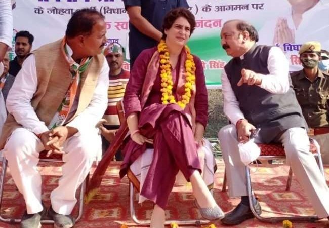 रायबरेली में बोलीं प्र‍ियंका गांधी, मुफ्त राशन और खातों में रुपये मिलने से नहीं होगा विकास, साफ नीयत वाली सरकार चुनें