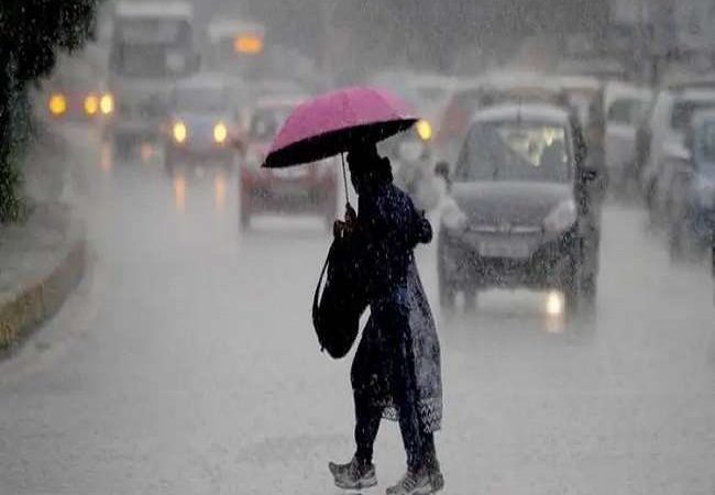 Weather Updates: दिल्ली, राजस्थान और पंजाब समेत देश के इन हिस्सों में बारिश का अलर्ट, पहाड़ों में होगी बर्फबारी