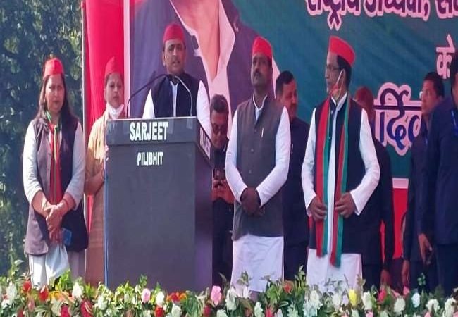 UP Election 2022 : अखिलेश यादव भाजपा पर साधा निशाना, बोले – सफेद झूठ बोलते है इनके बड़े नेता
