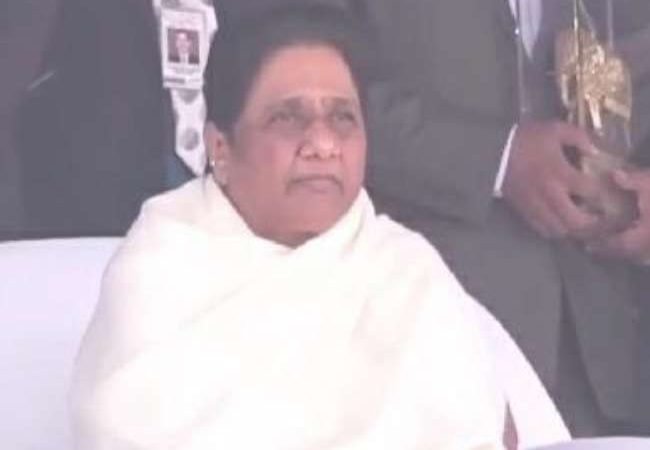 UP Election: बहराइच में बोलीं मायावती, बसपा की सरकार बनी तो गुंडे-माफिया को भेजेंगे जेल; किसानों पर दर्ज मुकदमे वापस होंगे