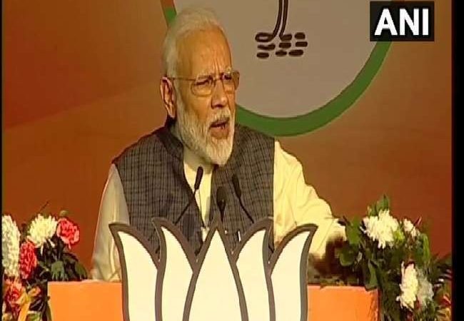 UP Election 2022: बहराइच में प्रधानमंत्री नरेन्द्र मोदी बोले, यूपी में डबल इंजन की सरकार बहुत जरूरी