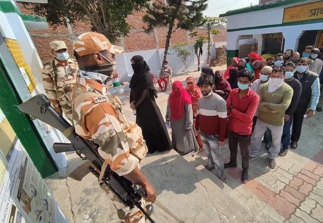 UP Election 2022 Voting LIVE: यूपी चुनाव में नौ बजे तक 9.10 प्रतिशत मतदान, पीलीभीत में पड़े सर्वाधिक वोट, रायबरेली में मतदाता सुस्त