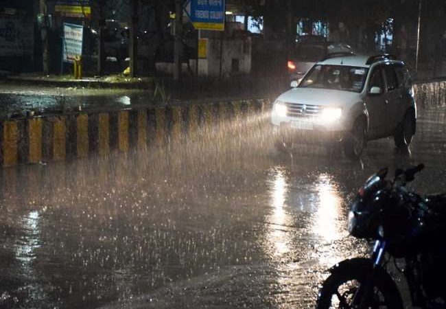 दिल्ली-एनसीआर में फिर बदला मौसम का मिजाज, पढ़िये- IMD की ताजा भविष्यवाणी