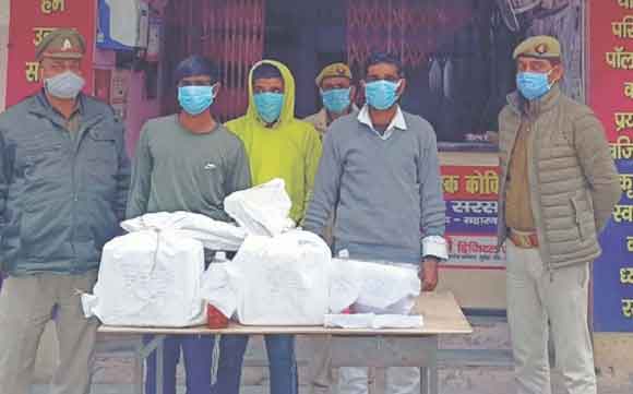 नशीली गोलियों के साथ पकड़े तीन आरोपी, भेजे जेल