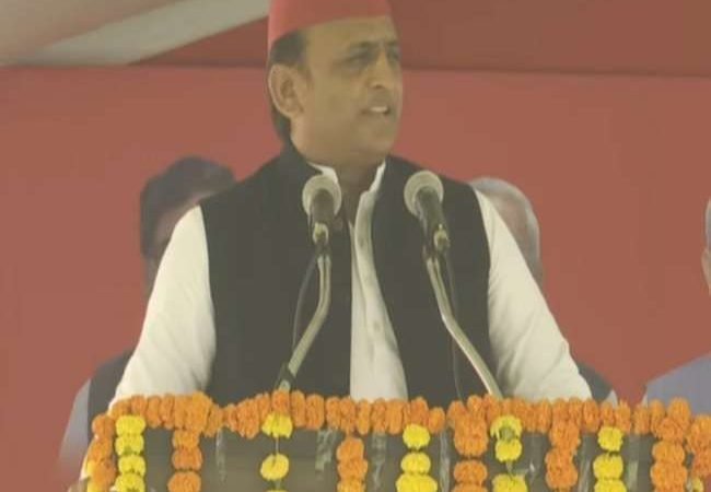 UP Election 2022: अंबेडकरनगर में अखिलेश यादव का बड़ा ऐलान, सपा की सरकार बनी तो पांच साल राशन मुफ्त देंगे