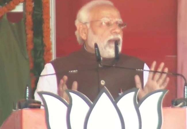 UP Election 2022 : बलिया में बोले पीएम – ‘यहां से मेरा भावुक रिश्ता, उज्ज्वला को बलिया ने दिशा दिखाई थी’