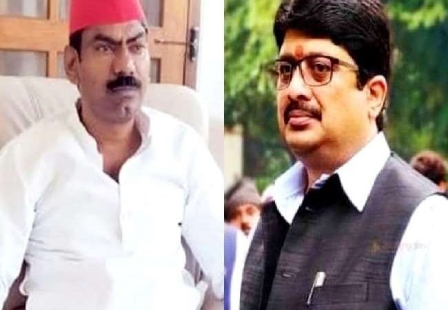 रघुराज प्रताप सिंह ‘राजा भैया’ की बढ़ी मुश्किलें, कुंडा में एससी-एसटी एक्ट में केस दर्ज; गुलशन यादव पर भी मुकदमा