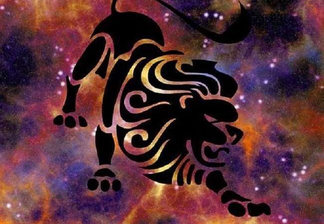 Aaj Ka Rashifal 28 Feb 2022: सिंह राशिवालों को मिल सकता है व्यावसायिक मामलों में तनाव, लेकिन दांपत्य जीवन सुखमय होगा