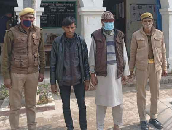 अवैध खनन ले जाते दबोचे दो आरोपी