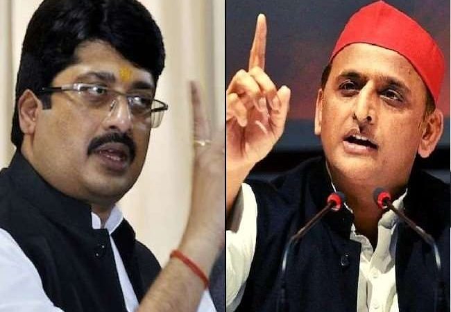 UP Election 2022: रघुराज प्रताप सिंह राजा भैया और सपा अध्यक्ष अखिलेश यादव अब आमने-सामने, शुरू हो गया ट्वीट वार