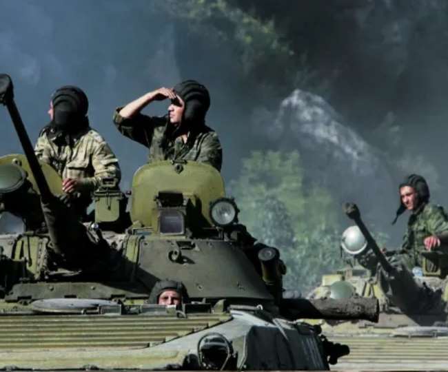 Russia Ukraine War LIVE: रूस के हमलों के बीच यूक्रेन को 2,700 हवा-रोधी मिसाइलें देगा जर्मनी, अब तक 10 लाख लोगों ने छोड़ा यूक्रेन