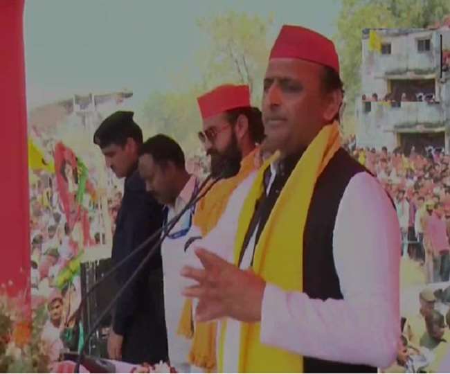 UP Election 2022 : मऊ में मुख्तार अंसारी के बेटे के समर्थन में अखिलेश की सभा, बोले- कसम लेकर भी झूठ बोलते हैं भाजपा के नेता