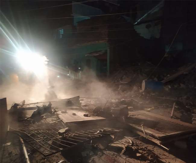Bihar Crime: भागलपुर में देर रात भीषण धमाका, कई मकानों के परखचे उड़े, सात की मौत, 12 जख्मी