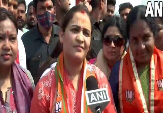 UP Election 2022: मुलायम सिंह यादव की छोटी बहू अपर्णा यादव को भरोसा उत्तर प्रदेश में बनेगी भाजपा की पूर्ण बहुमत की सरकार