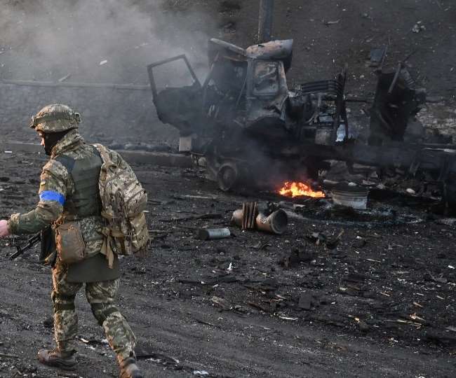 Russia Ukraine War : शांति की चर्चा के बीच यूक्रेन पर हमलों की मार, नहीं माने पुतिन, 16 हजार अमेरिकी नागरिकों ने भी उठाए हथियार