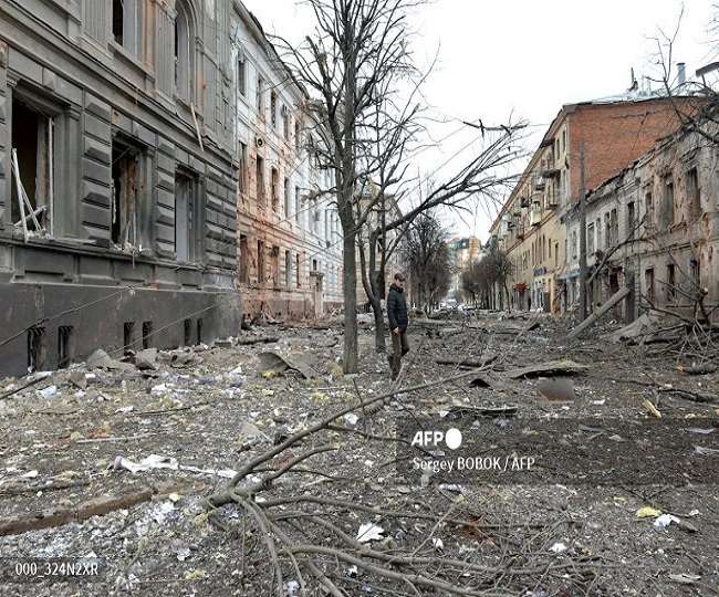 Russia Ukraine War LIVE: यूक्रेन के सूमी शहर पर रूस की एयरस्ट्राइक, तीन बच्चों समेत 22 लोगों की मौत