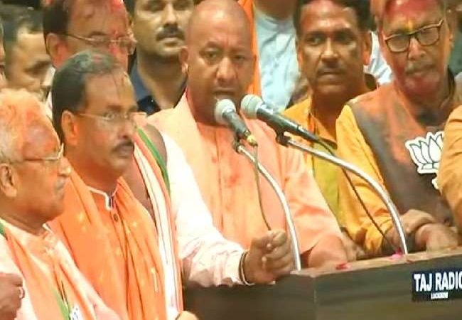 UP Election Result 2022: यूपी में बड़ी जीत के बाद सीएम योगी आदित्यनाथ बोले- विकास व सुशासन को जनता ने दिया आशीर्वाद