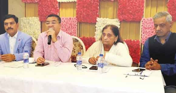 प्रोग्रेसिव स्कूल सोसाइटी से जुड़े स्कूल संचालकों ने की अभिभावकों से सहयोग की अपील