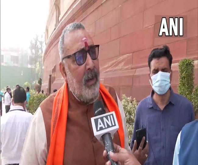 Breaking News Today 16 March: गिरिराज सिंह ने ममता बनर्जी पर निशाना साधा, कहा- बंगाल होगा अगला कश्मीर, हिन्दू लड़े अपने वजूद की लड़ाई