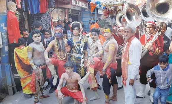 महाशिवरात्रि पर्व पर निकाली गई शोभायात्रा का किया भव्य स्वागत