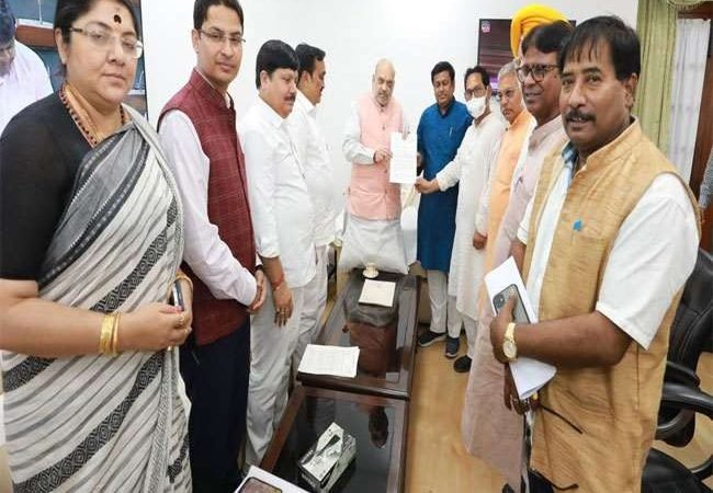 बंगाल बीजेपी नेताओं ने बीरभूम सामूहिक हत्‍याकांड पर सीएम ममता बनर्जी से मांगा इस्‍तीफा, गृह मंत्री अमित शाह से की मुलाकात