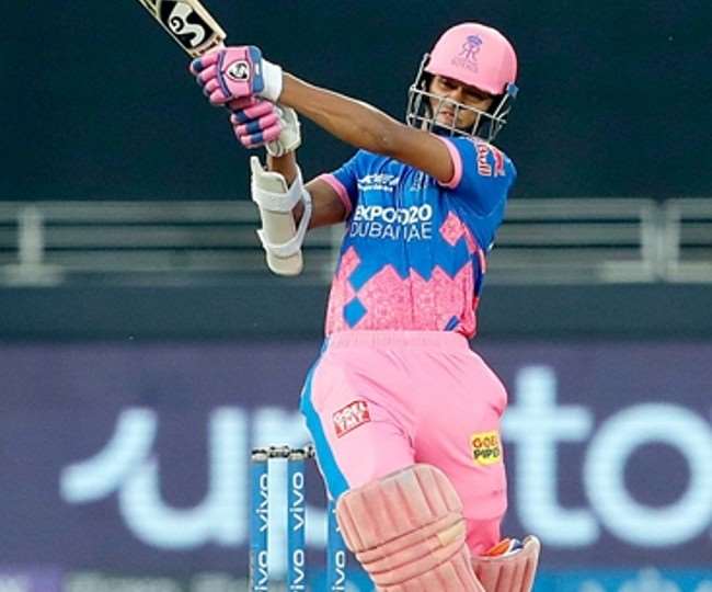 IPL 2022: पू्र्व भारतीय ओपनर हैरान, राजस्थान रायल्स के इस खिलाड़ी को रिटेन करने पर जताया आश्चर्य