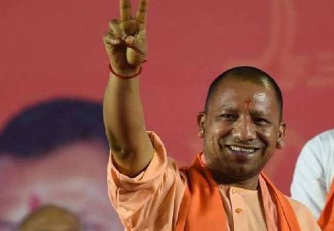 भाजपा गठबंधन विधायक दल की बैठक के बाद आज उत्तर प्रदेश में सरकार बनाने का दावा पेश करेंगे योगी आदित्यनाथ