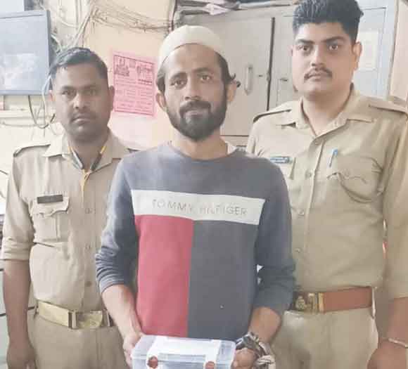 पुलिस के हत्थे चढ़ा शातिर बदमाश