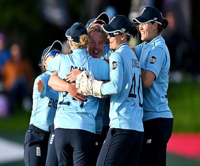 ICC Women’s World Cup 2022: दक्षिण अफ्रीका को 137 रनों से हराकर वर्ल्ड कप के फाइनल में पहुंची इंग्लैंड
