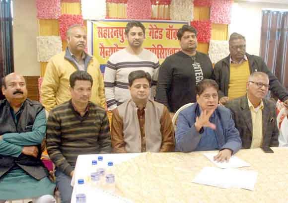 जीएसटी की दर पुन: 12 प्रतिशत किए जाने की मांग